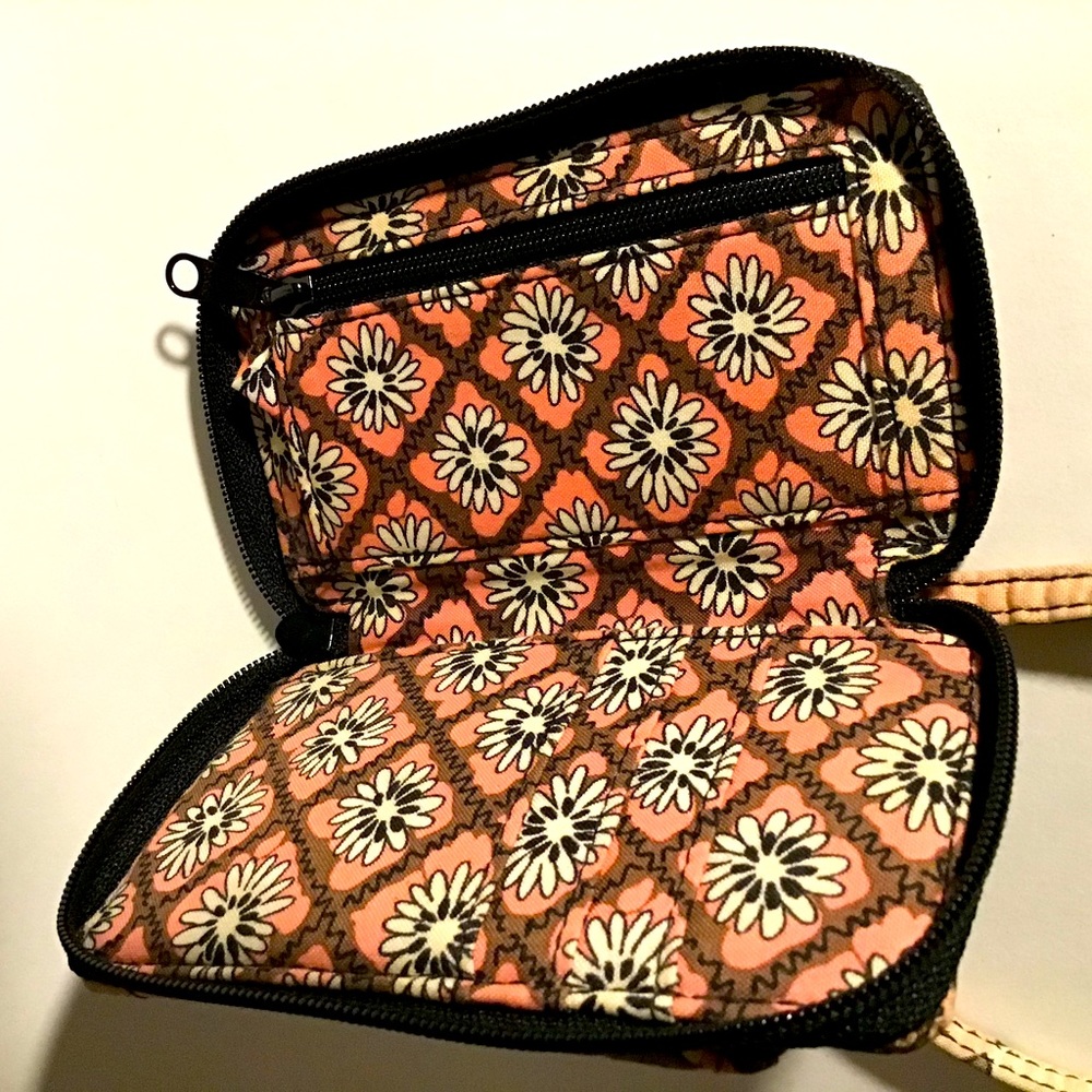 Vera Bradley Card Wristlet - Picture 6 of 7